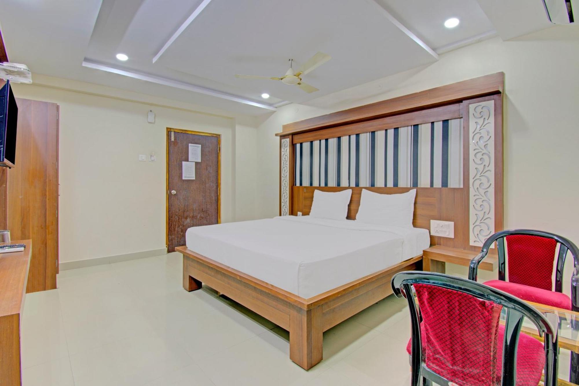 Hotel O 80823 Hotel Sitara Grand ヴィシャーカパトナム エクステリア 写真
